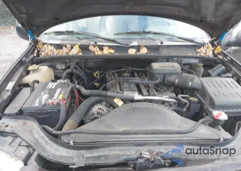 2004 Jeep Grand Cherokee Laredo from USA, damaged, VIN 1J4GW48S24C177786